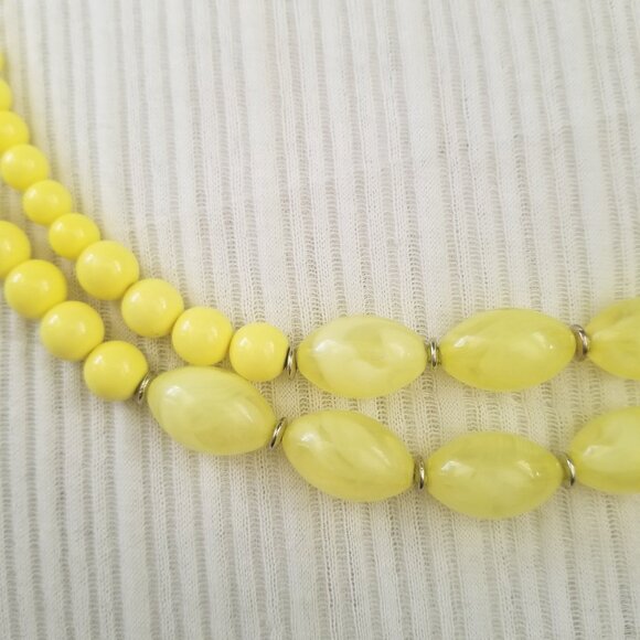 Double Strand Yellow Clear Beaded Necklace Silver Tone Plastic 24.5” - Picture 2 of 4